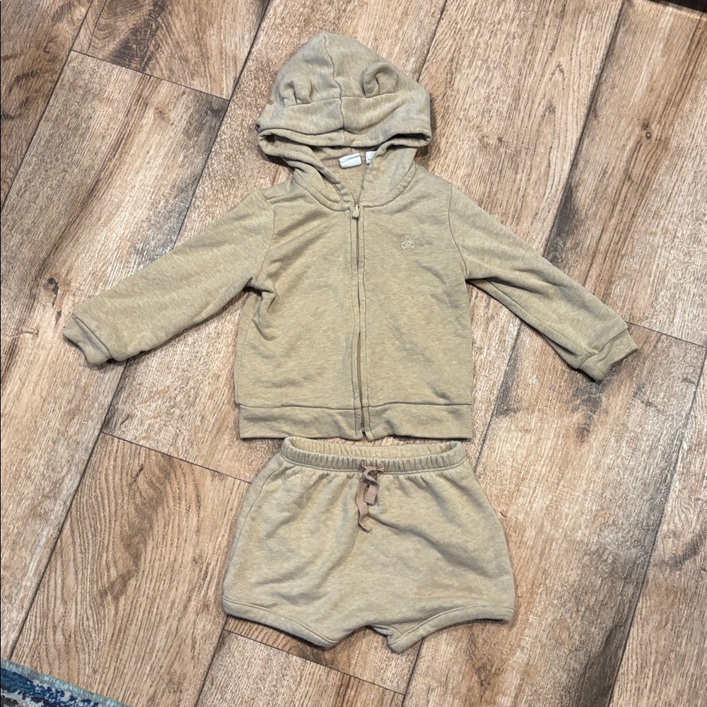 Unisex Gap Bear Tan Hoodie and Shorts Set